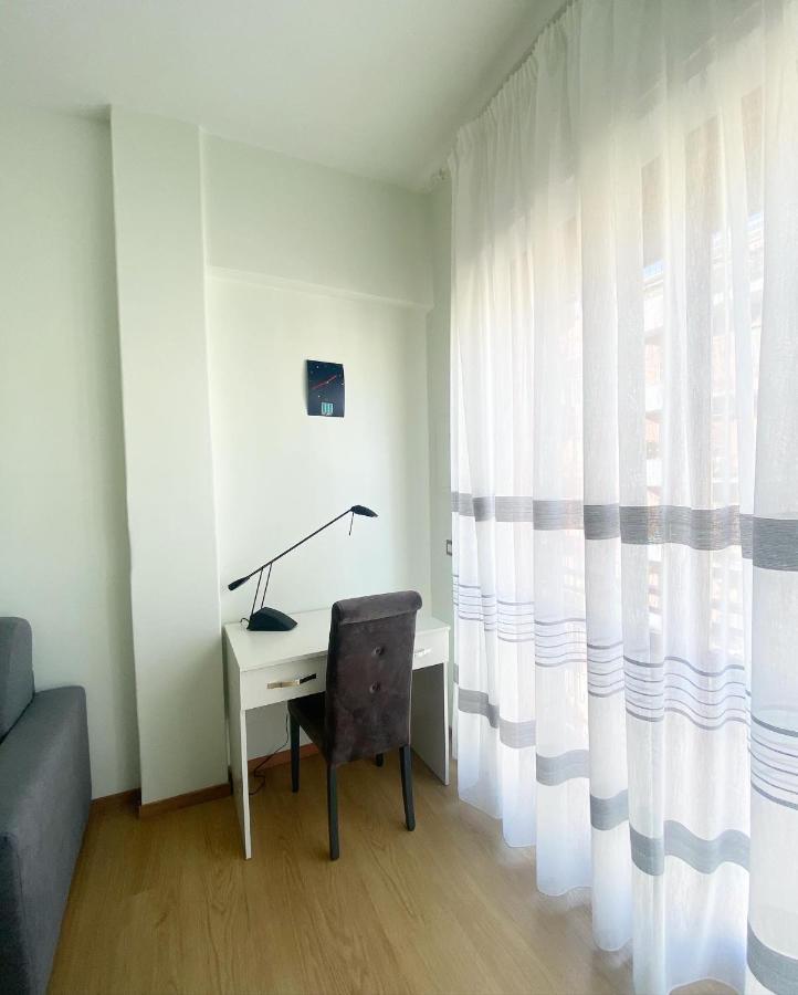 Ferienwohnung Kerom16 La Tua Casa A Napoli Exterior foto
